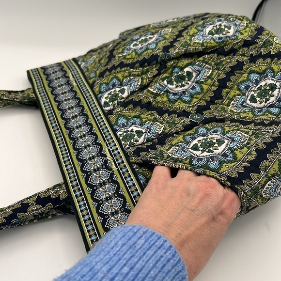 Vera Bradley Hannah Cambridge pattern blue green white purse tote shoulder bag - Picture 12 of 15
